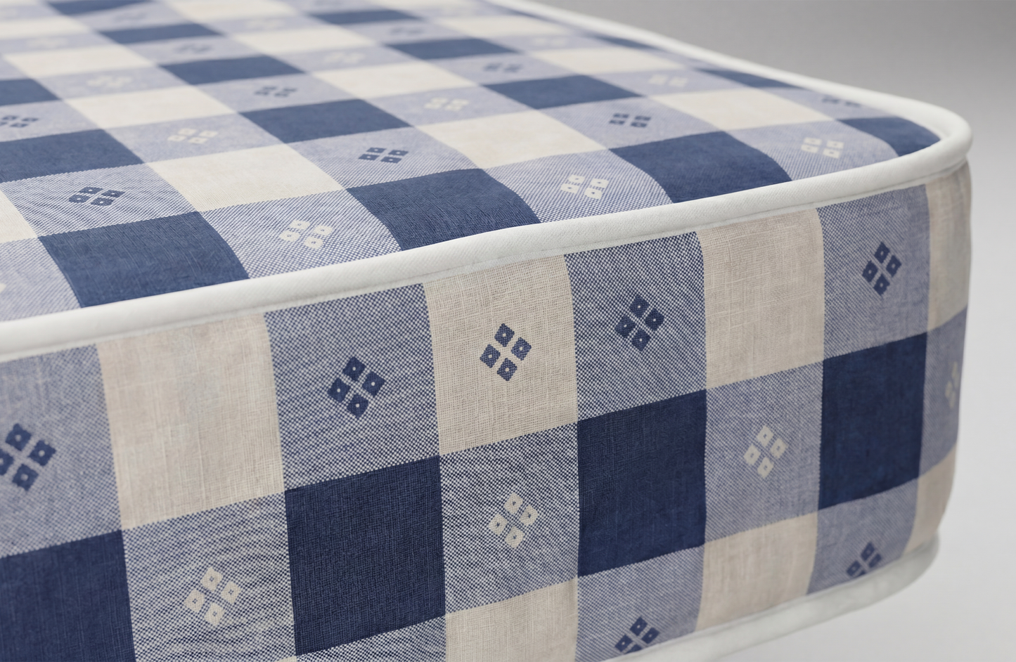 New Budget Luxury White Foam Sprung Mattress Available All Sizes